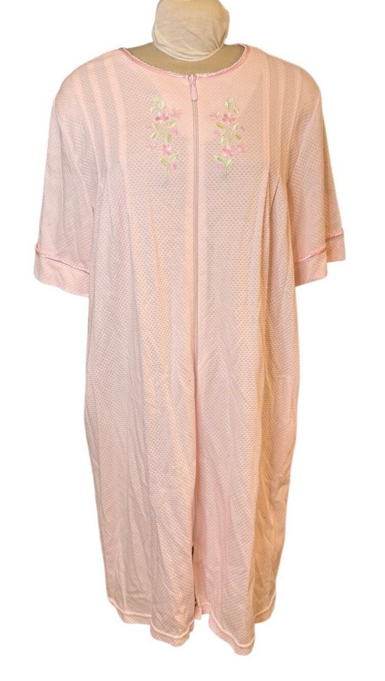 Secret Treasures Full Zip Textured Robe Floral Embroidery Pink Large Housecoat L